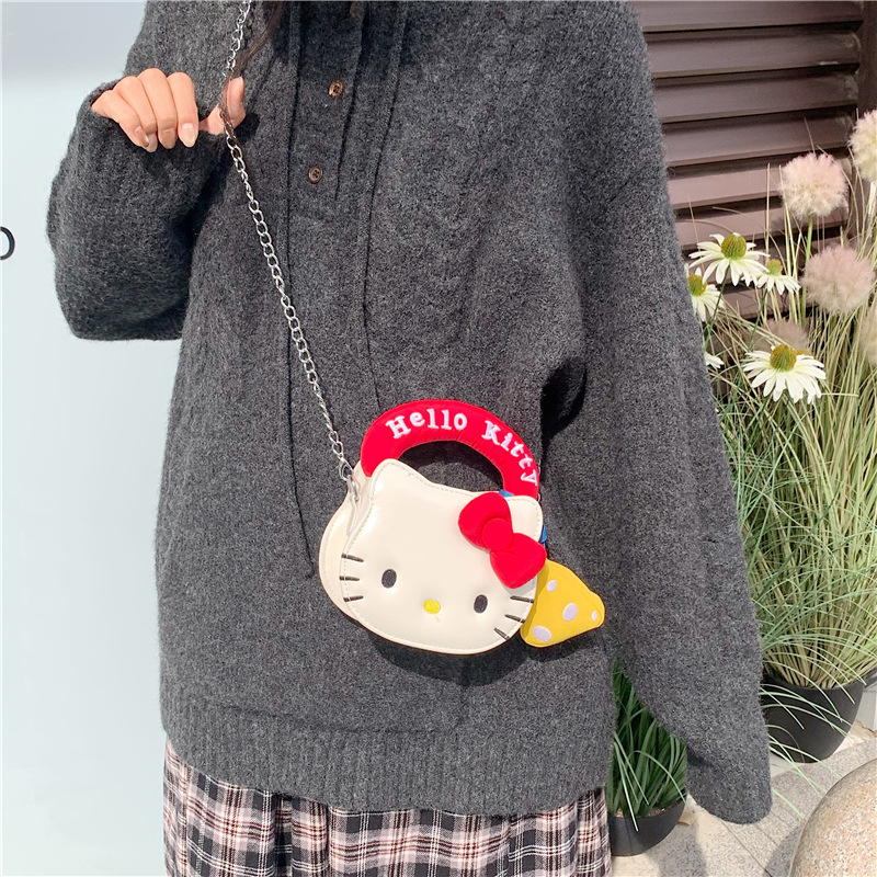 Sanrio Hello Kitty Crossbody M - огляд і ціна Luxury Bags Luggage