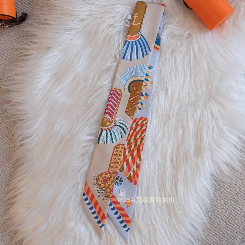 Luxury Long Scarf with Epaulet - огляд і ціна Luxury Bags Hermes